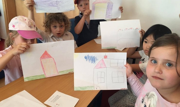 Ostravský Clarion oslavil den dětí s Kouzelnou školkou, Krtečkem a Medvídkem Pú